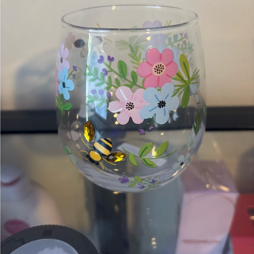Hand-Painted Floral Bee Stemless Wine Glass